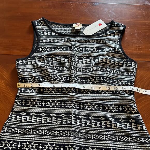 One Clothing M Black & Gray Print Sleeveless Knit Mini Dress NWT - Picture 7 of 9